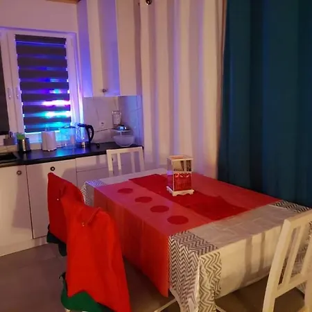 Bialy Zagiel - Dom Do Wynajecia * 普鲁斯基